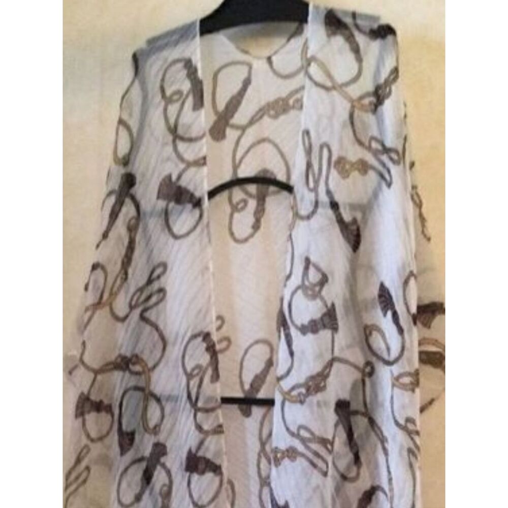 White sheer pleated kimono coverup, horsebit print - Picture 5 of 5